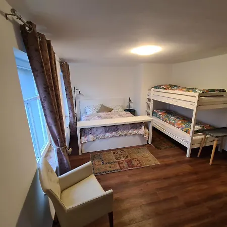 Urlaub Am Mittelpunkt. Neue Ferienwohung Im Alten Mehlager Niederdorla